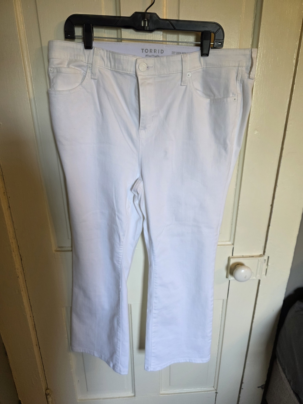 Torrid White Women's Skyhigh Kickboot Crop Jeans - Super Soft